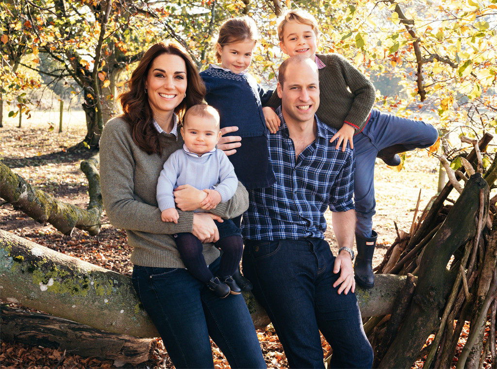 Prince William, Kate Middleton, Princess Charlotte, Prince George, Prince Louis, Family Portrait